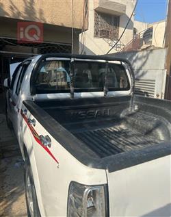 نیسان نەڤارا